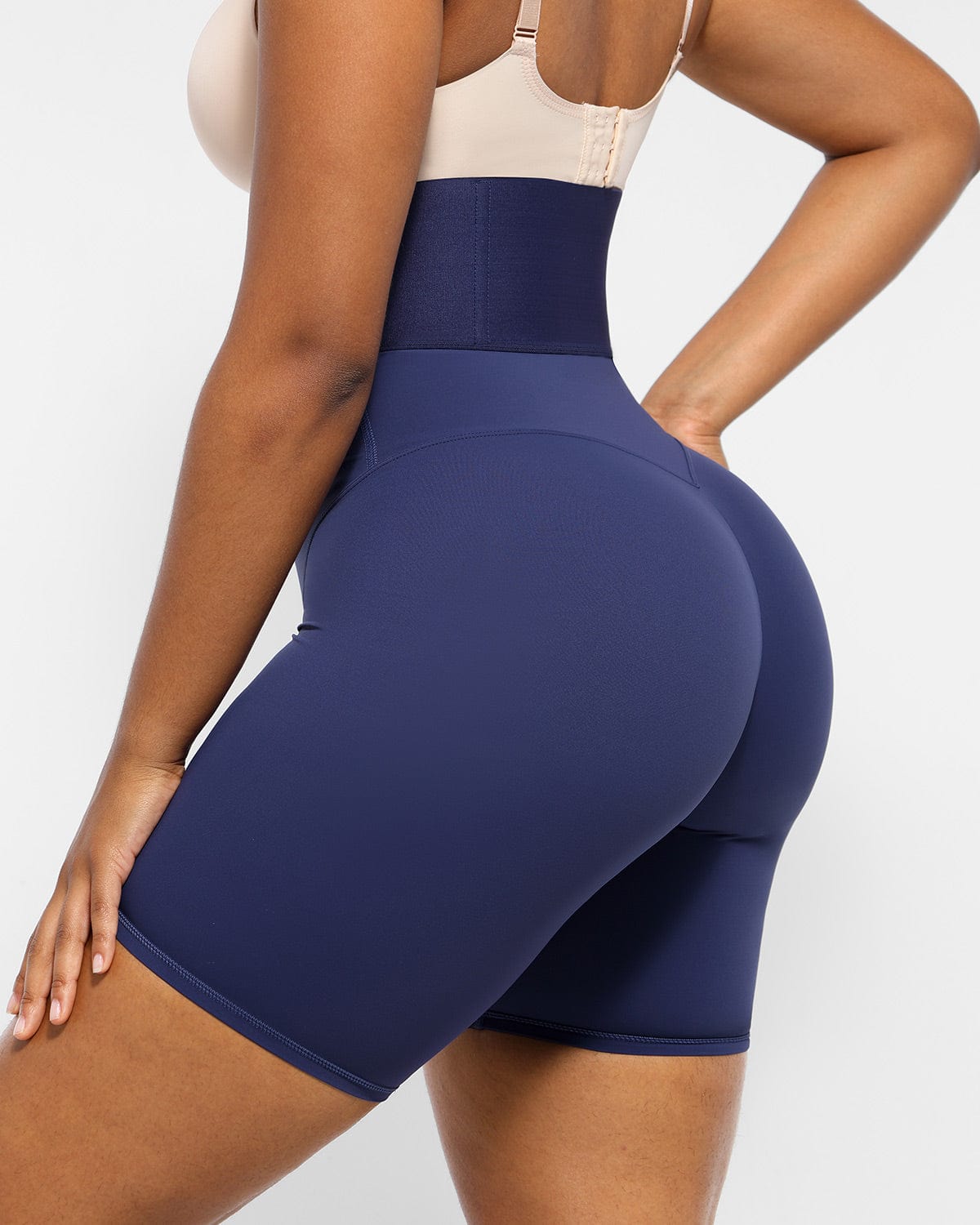 AirSlim® ElasticFuse Waistband Shaping Shorts