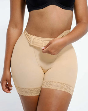 AirSlim® Mid-Rise Lace Butt-Lifting Shorts