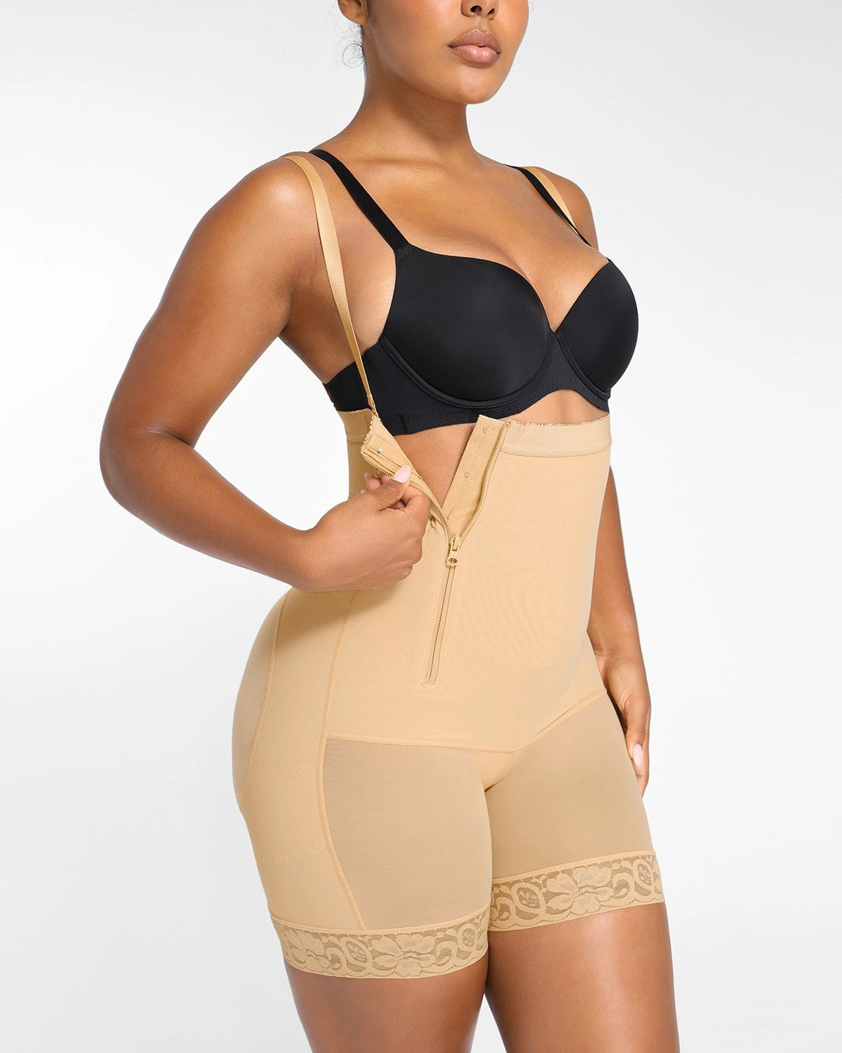 AirSlim® Plus Curve Side Zipper Shorts