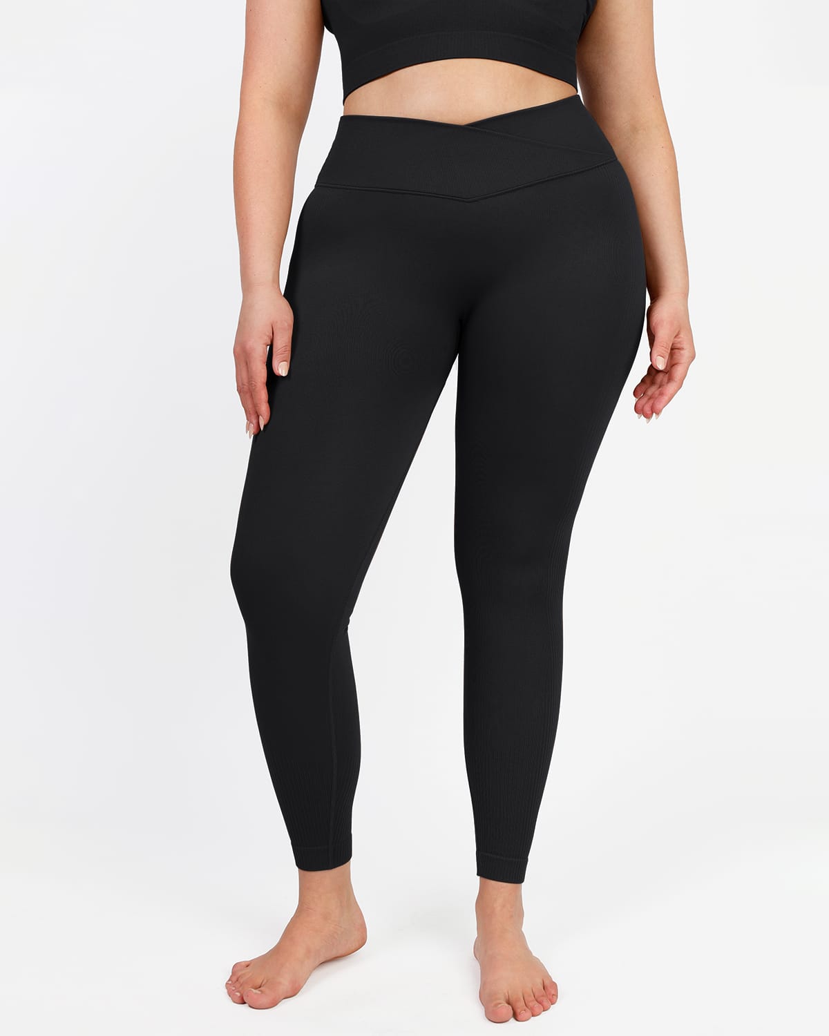 Fuel your workout intensity with the Cosmolle Seamless Crossover